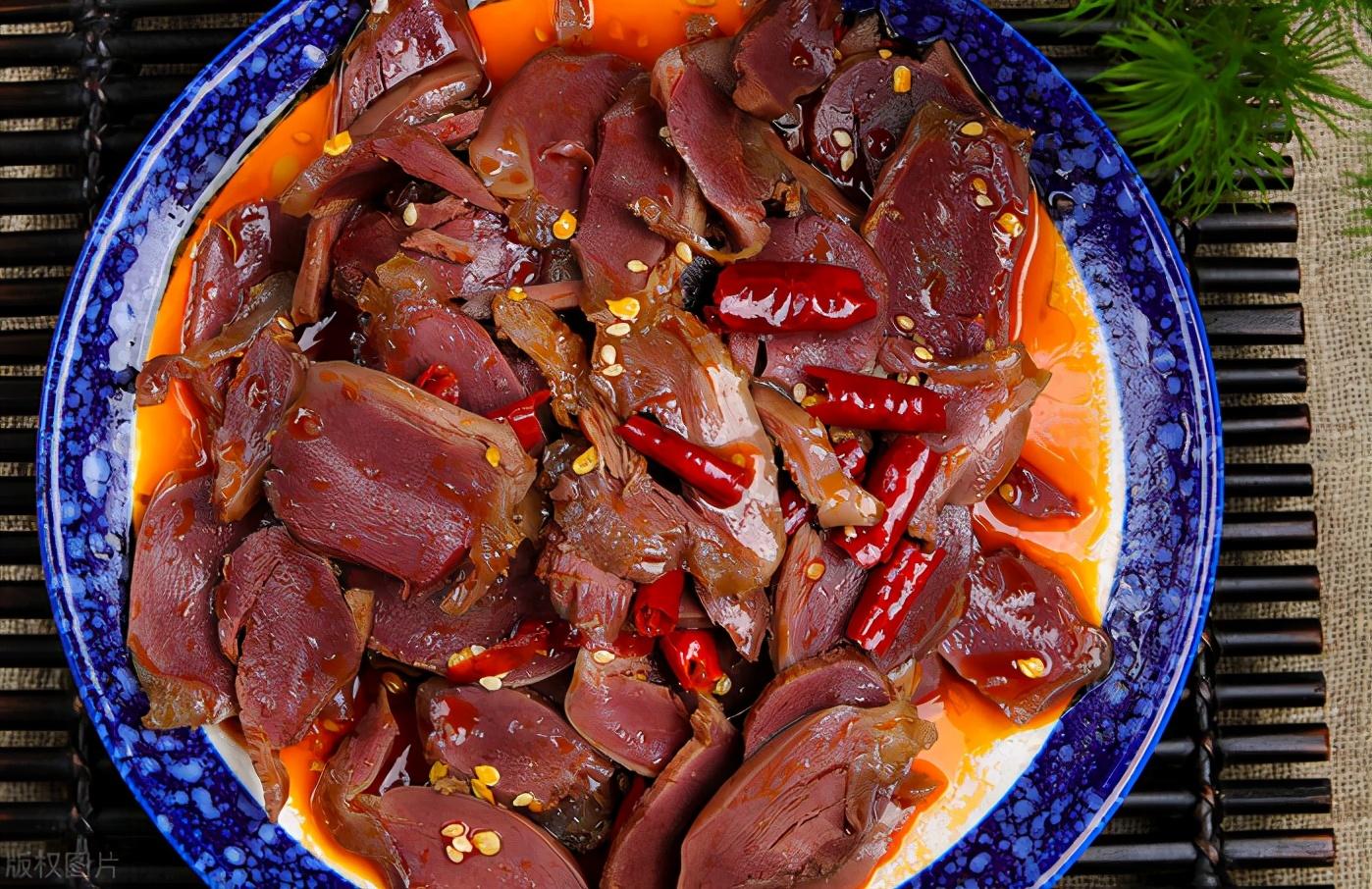 麻辣拌鸡胗,日常开胃下饭下酒菜,酸辣脆爽,色香味俱全