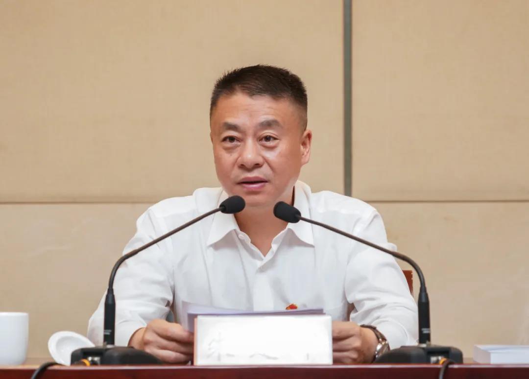 海宁市委书记朱建军奋力交出村社换届满分答卷