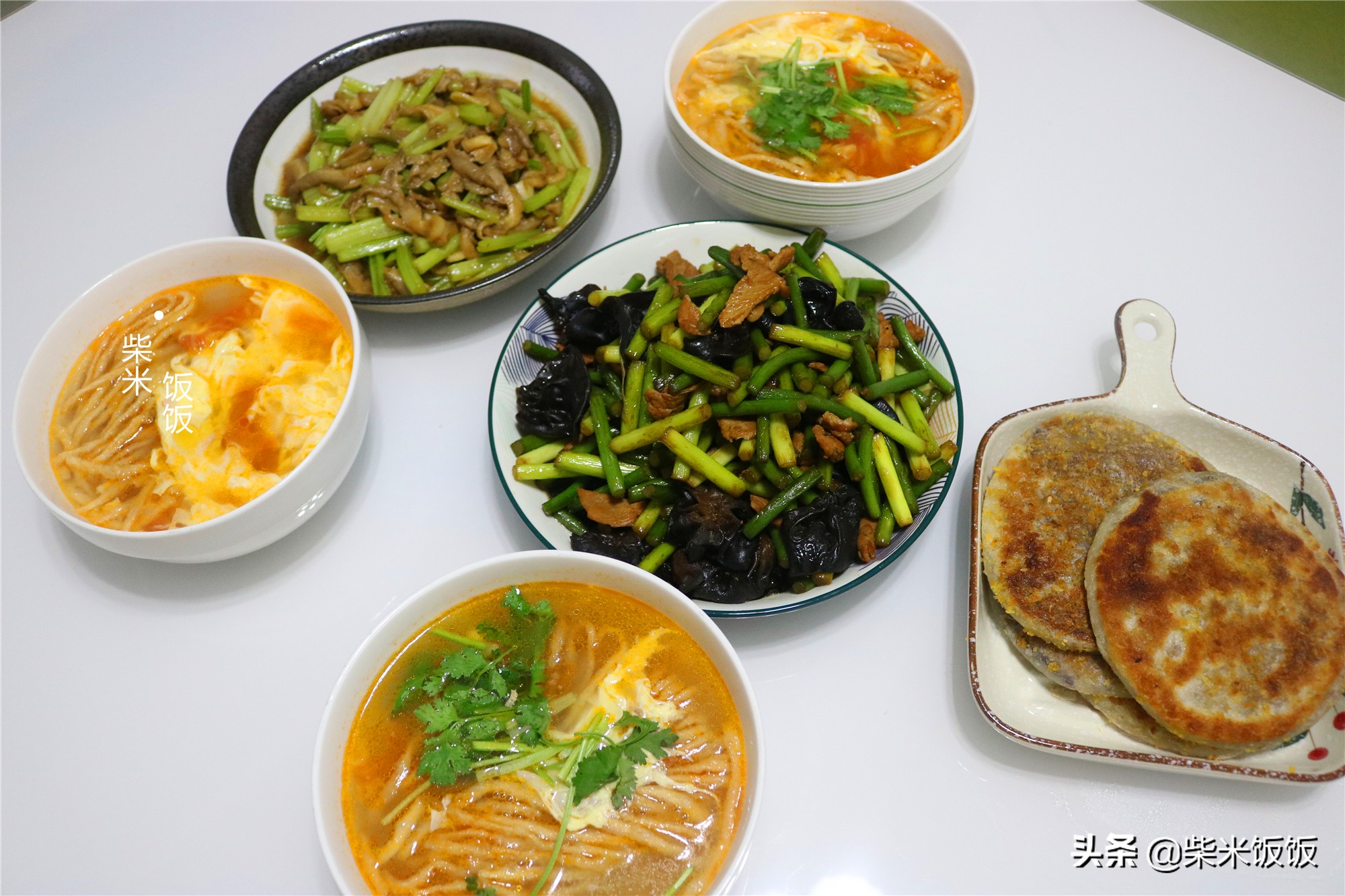 我家就三口人,三餐饮食大都是我负责,因为家里有孩子,所以我的原则就