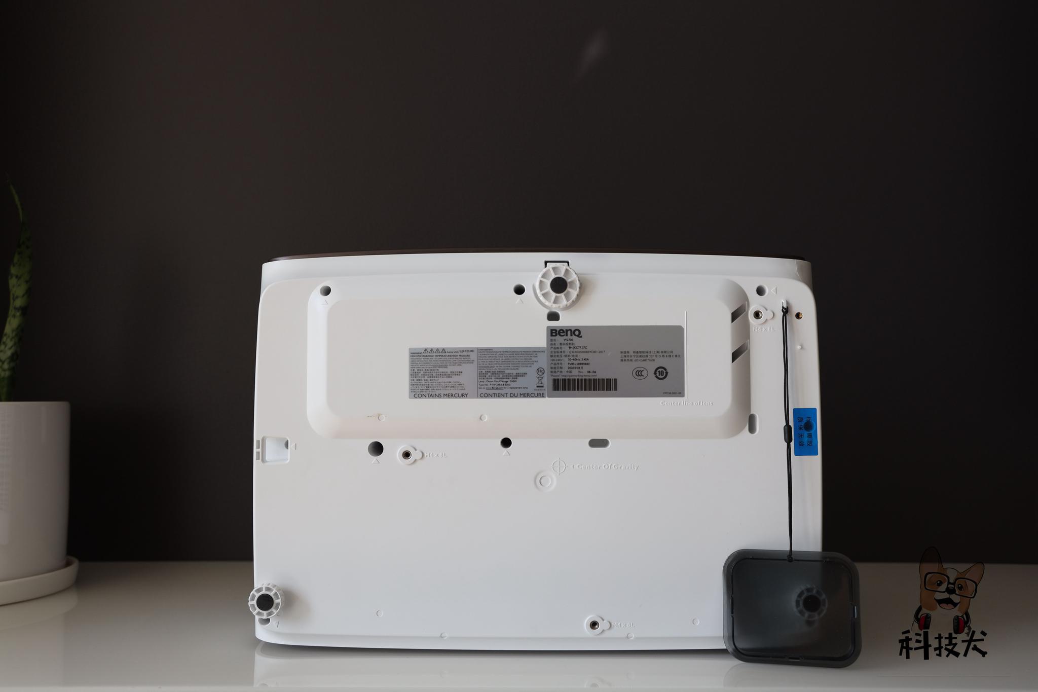 明基w2700投影机评测:真4k像素 全玻璃镜头 纤毫毕现