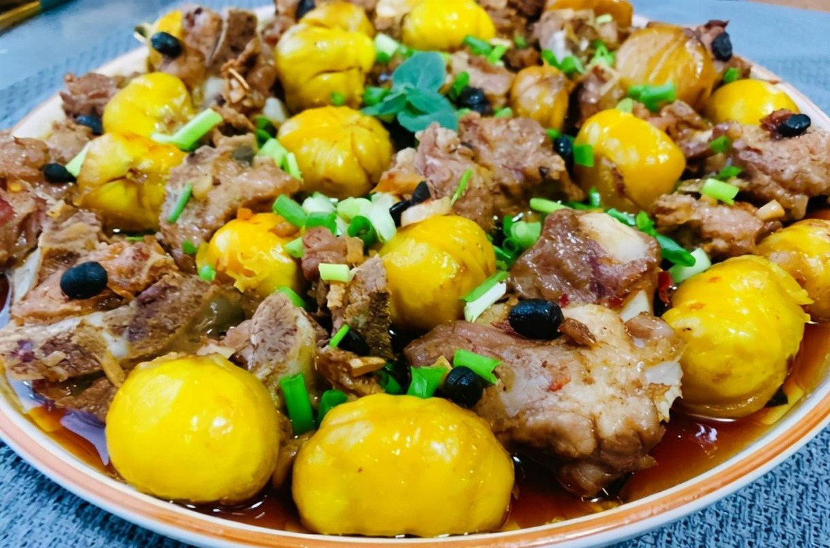 板栗蒸排骨,一道超常见的家常美味