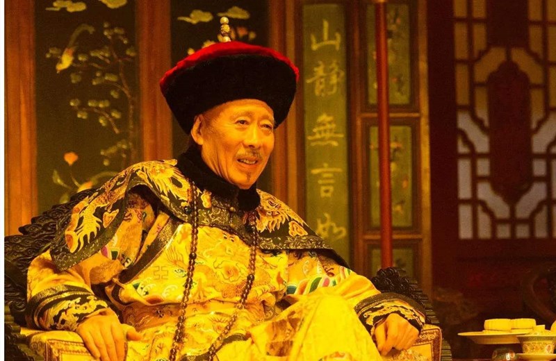 他饰演的康熙比陈道明还经典,一生坚持不做广告,晚年穷困潦倒|焦晃