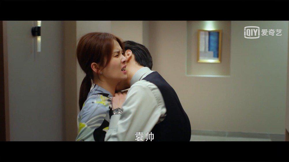 李小川请交出手机高 清无码录像!