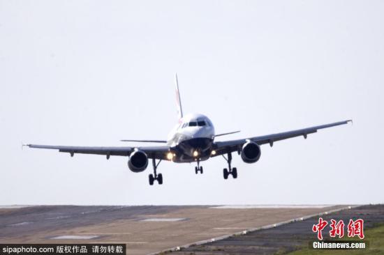 原料图:英国航空公司客机。图片来源:Sipaphoto版权作品 不准转载