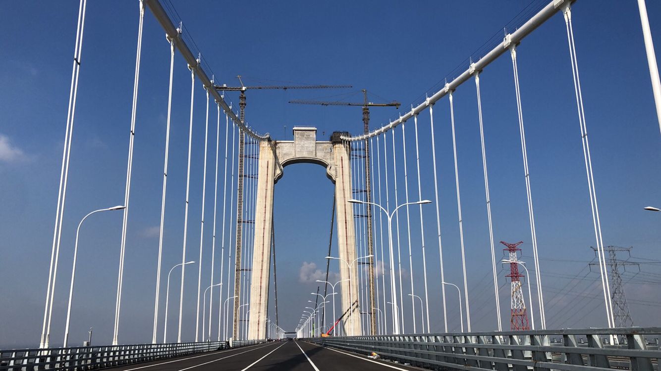 记者实探世界首座高铁悬索桥五峰山长江大桥通车倒计时