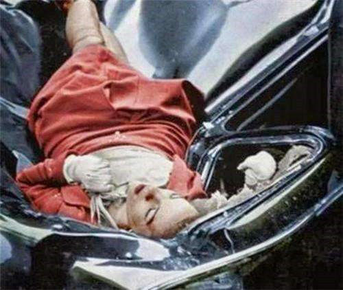 传遍世界的坠楼照:她跳下瞬间被拍下,因姿势奇特,被称坠落天使