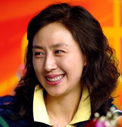 兜兜转转一大圈,又回到了一个人的状态|李成儒|史依弘|史敏_新浪新闻