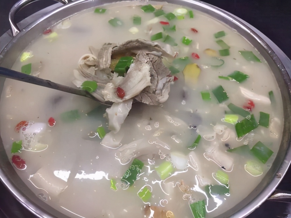 教你营养又解馋的枸杞羊肝汤,孩子们吃的很痛快,最后汤汁都不剩|羊肝