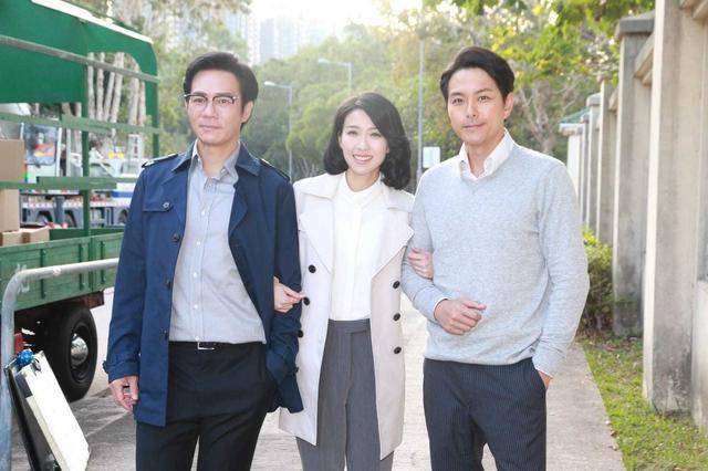 萧正楠放闪晒和老婆休闲一刻照片网友动作真快