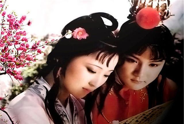 贾宝玉和史湘云共用一盆洗脸水林黛玉没急袭人急了为什么