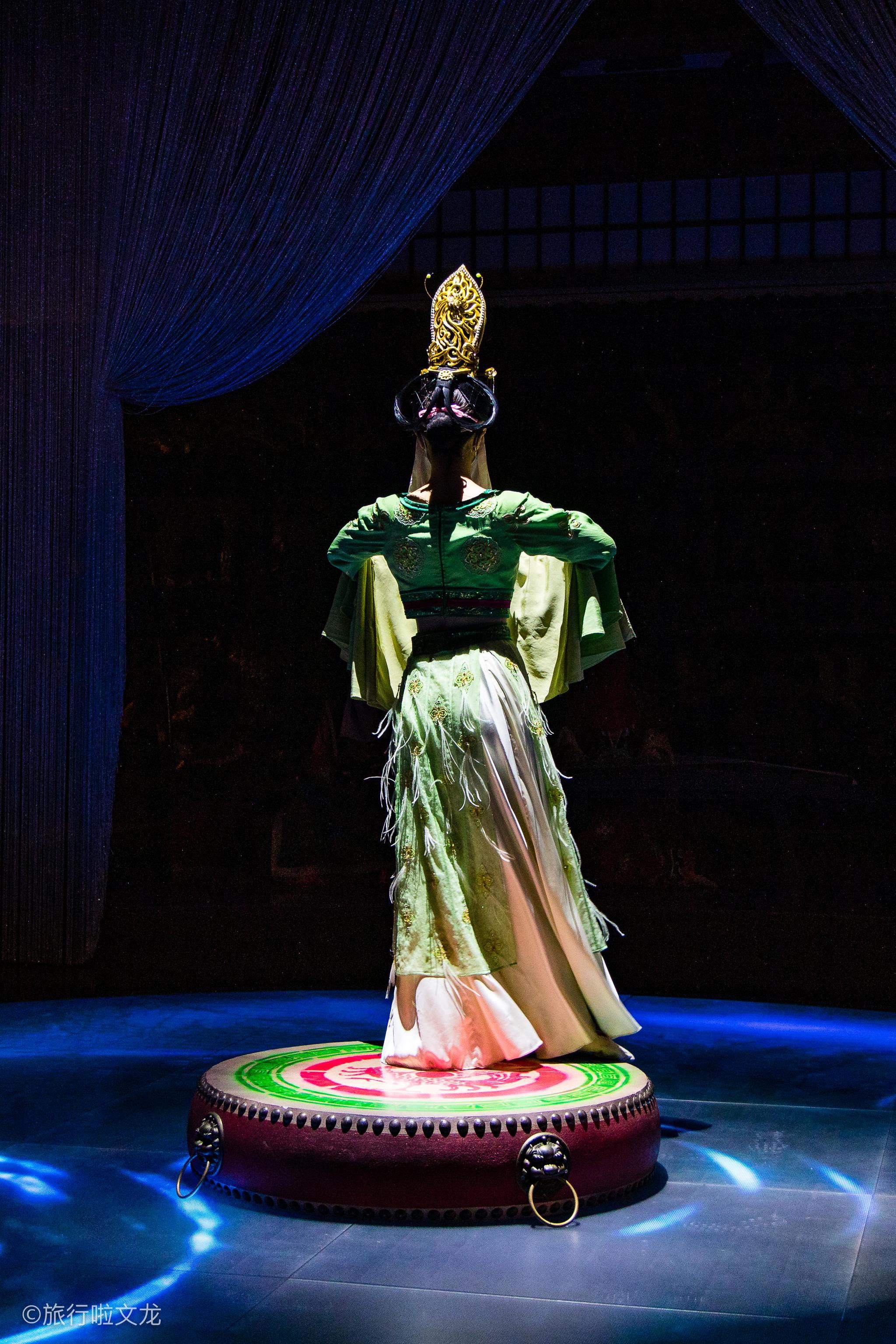 鼎盛时期宋朝,达官贵人才能看宫廷表演,如今开封旅游就能看到