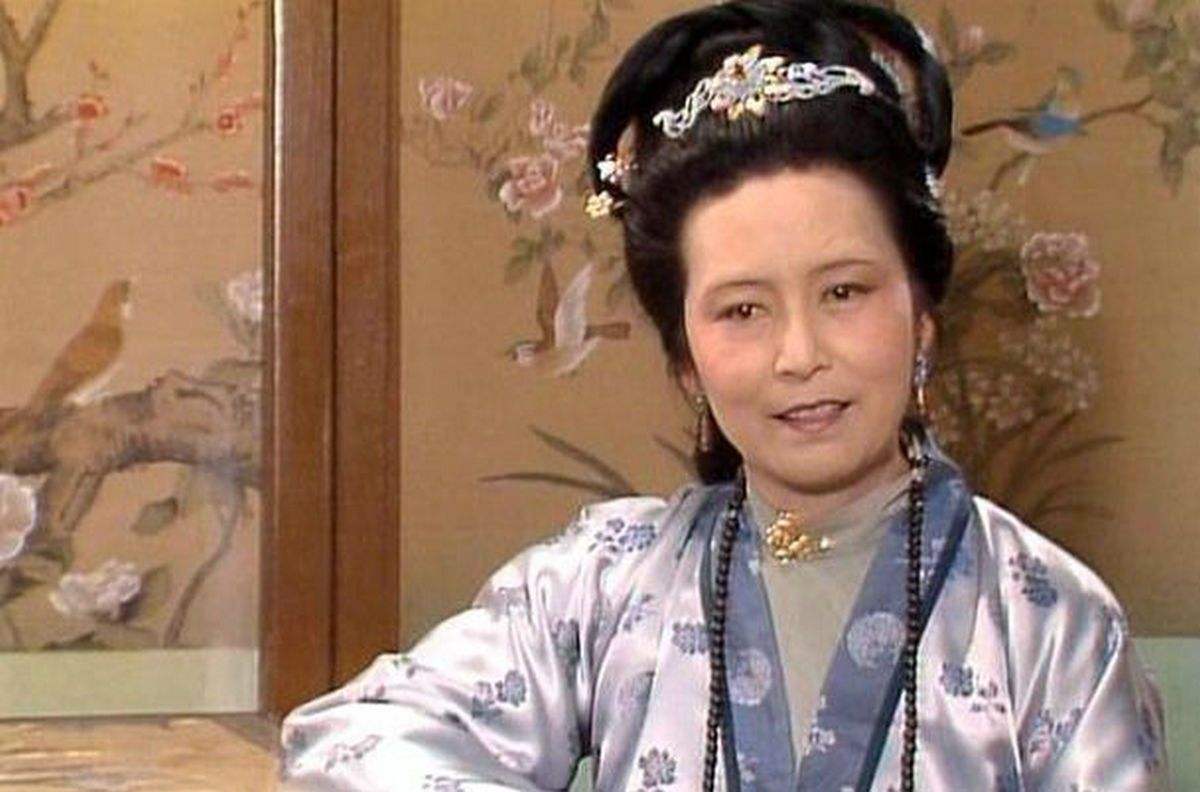 红楼梦中贾宝玉的母亲为啥不叫贾夫人而是王夫人呢