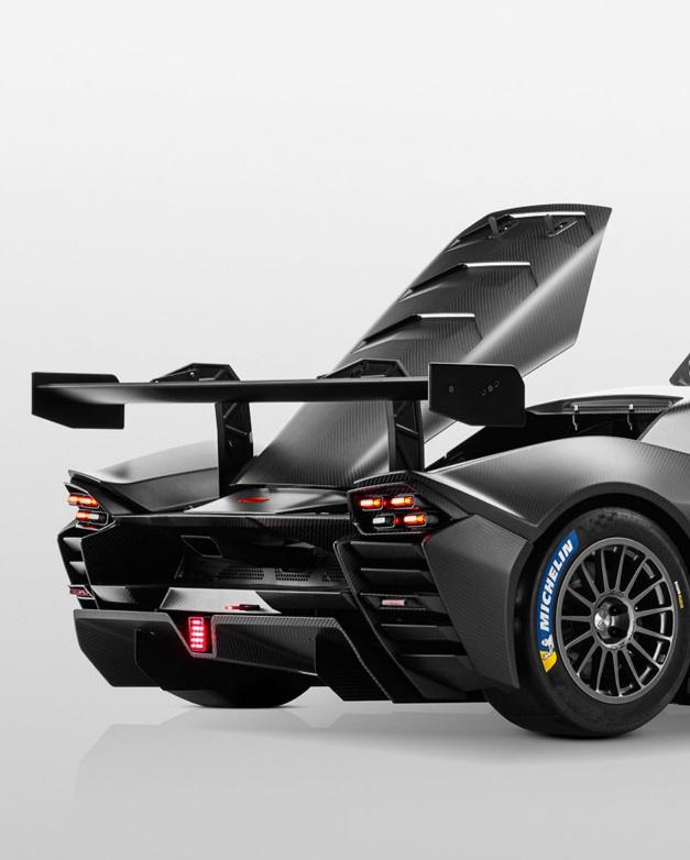 ktm推出全新公路赛车 x-bowgtx仅重1048公斤