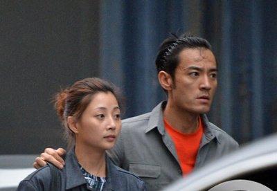 40岁殷桃疑好事将近与赵达感情稳定见公婆贴心搀扶长辈超懂事