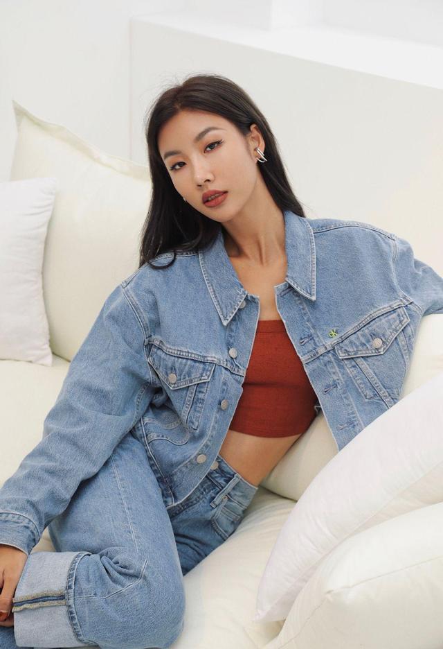 我们恋爱吧女四来了可盐可甜颜值高曾获天使之路亚军