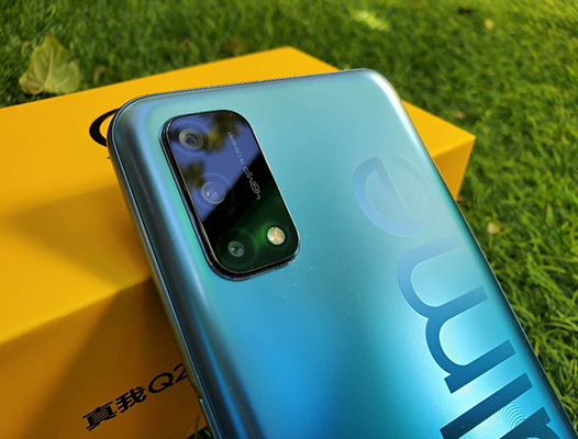 realme真我q2上手体验:120hz 畅速屏 5000mah超大电池 完美诠释"敢