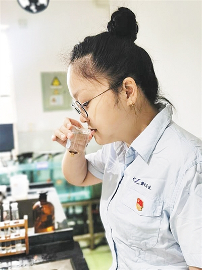 品过茶品过酒 但“品水”是个啥操作