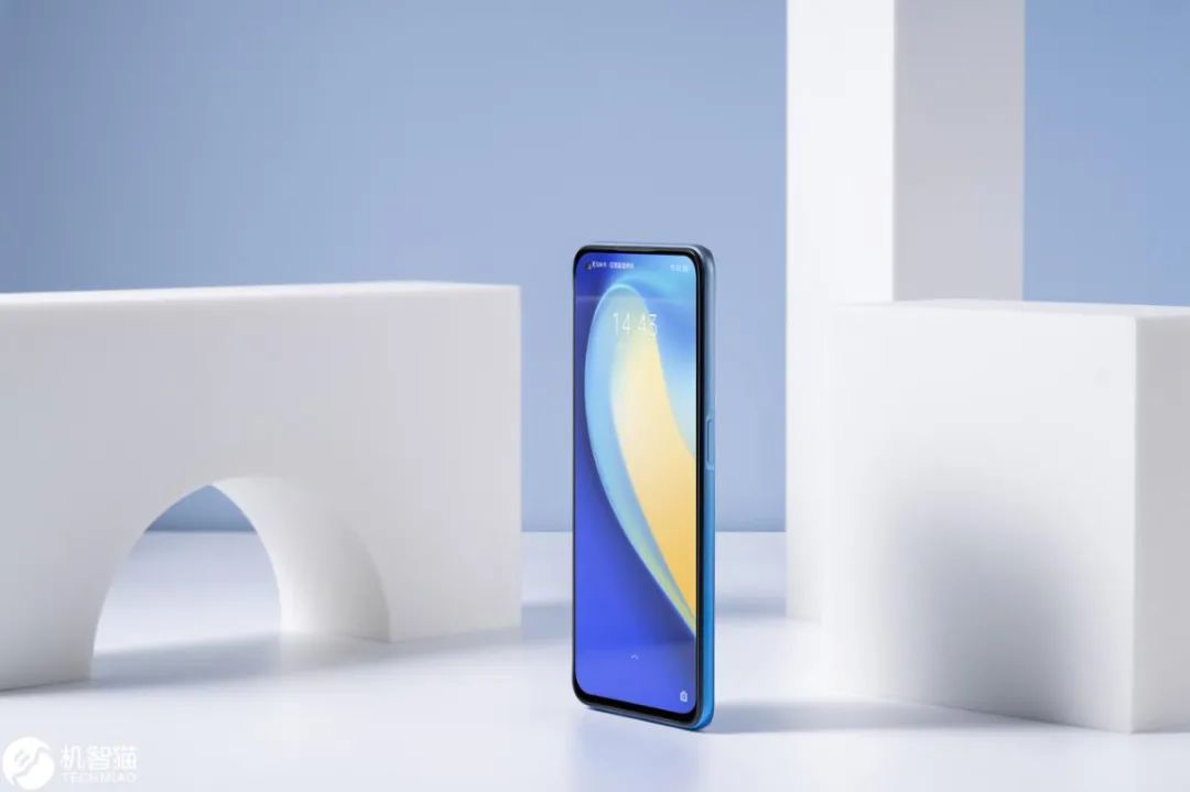 realme q2抢先体验:配置上的又一次"排列组合"__财经头条
