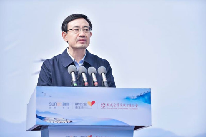 (图说:中共雷山县委书记黄清发)