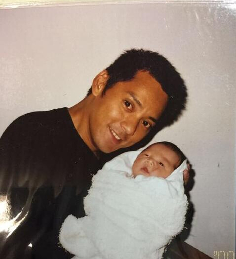 风流的莫少聪辜负张智霖表姐又抛弃洪欣还与小25岁娇妻离婚