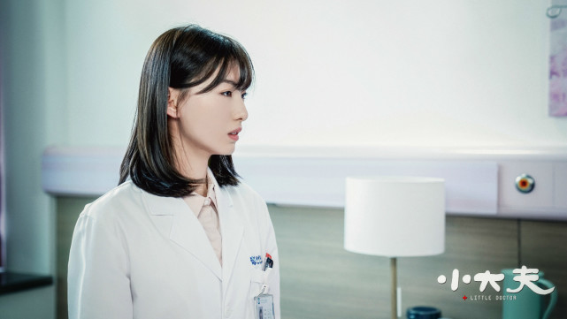 高睿菲儿《小大夫》惊艳上线 陈小南变身"侦探"揭穿