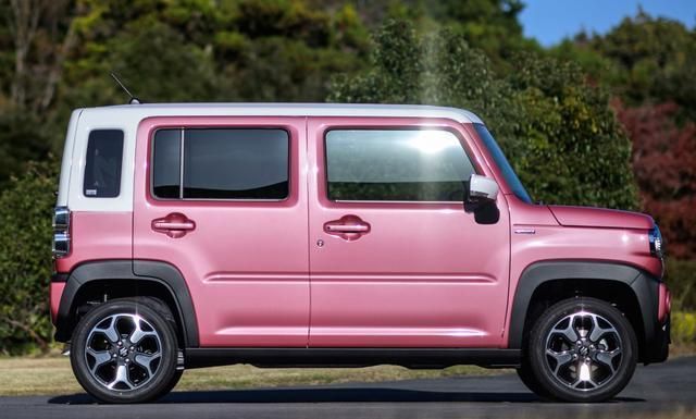 原汁原味的日本小车,高近1米9,方盒子车身 4.4l油耗,10w级新宠