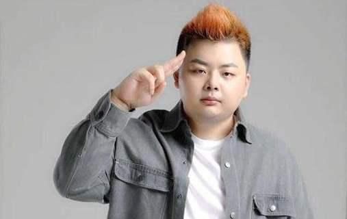 因一点小事,德云色西卡公开大骂邻居,大主播的素质就这样?