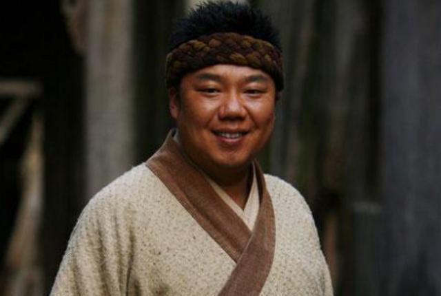 他是"胖子"专业户,曾参演2部神剧后无人问津,今
