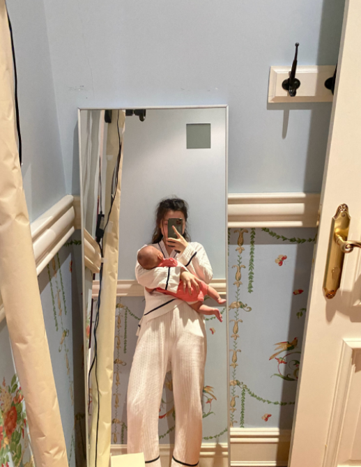 产后王斯然喂奶崩溃,遇婆媳矛盾,gai为照顾老婆情绪得罪妈妈