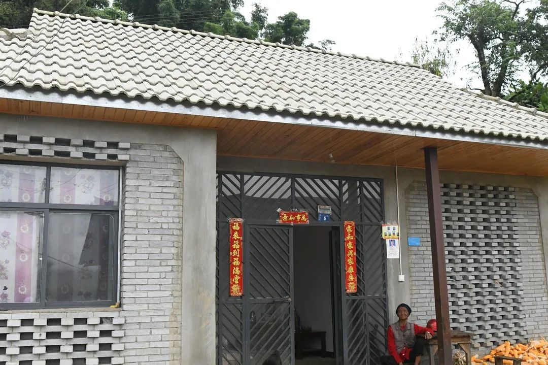 人口最多的是什么族_少数民族人口最多的省份圆了脱贫梦