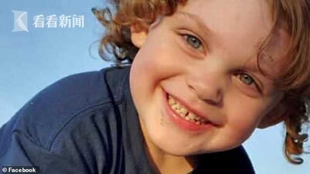 看看新闻|父母床头柜翻出手枪 3岁男童把玩不慎爆头惨死