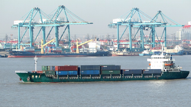 前三季度中国外贸回稳向好 商务部将采取六项举措稳外贸