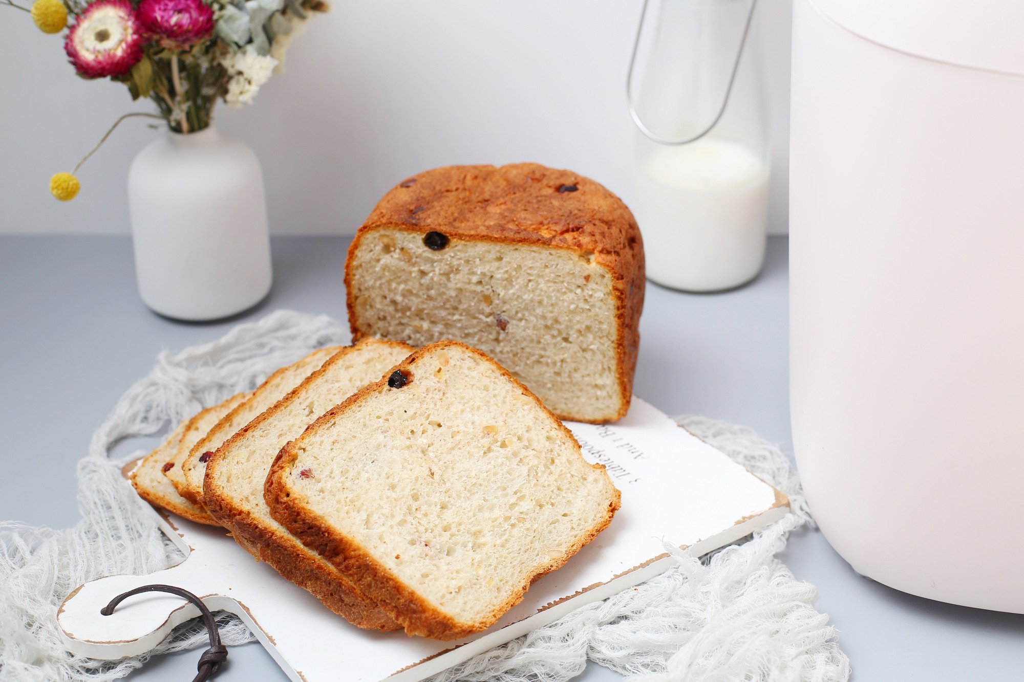 面包机做吐司总失败那是因为操作不当导致难怪组织粗糙皮还厚