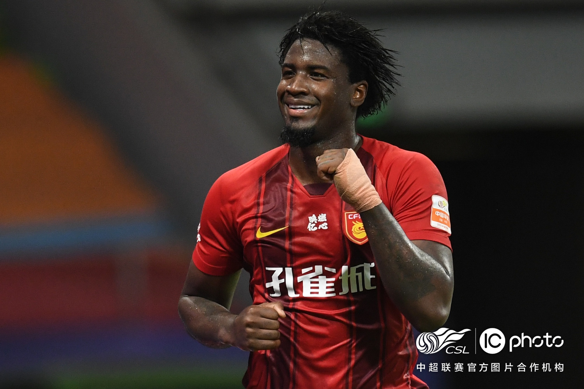 保利尼奥无所不能巴坎布成禁区之王 中超外援将决定各支球队命运