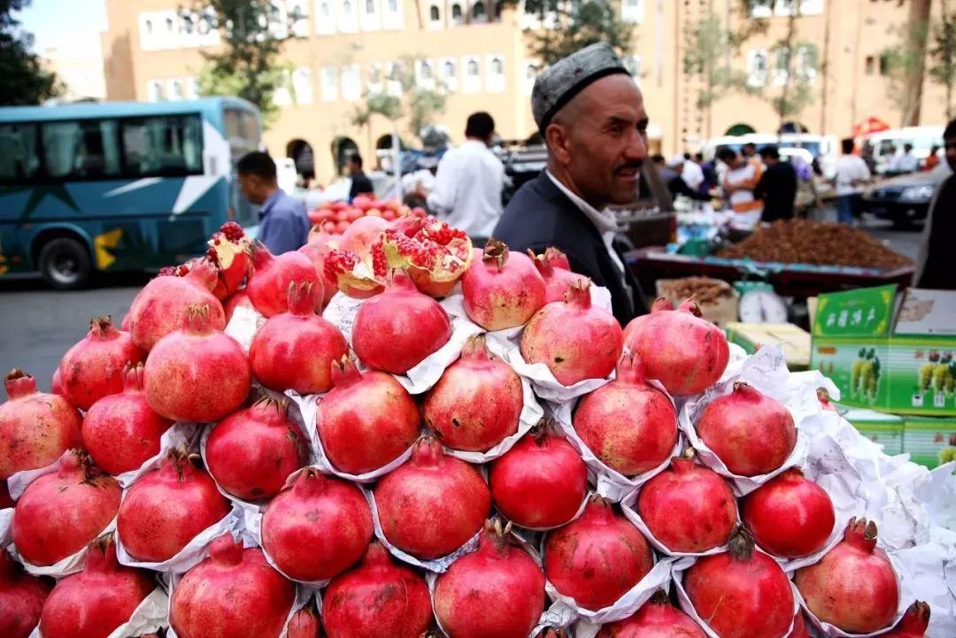 等一个人,去新疆吃吃吃