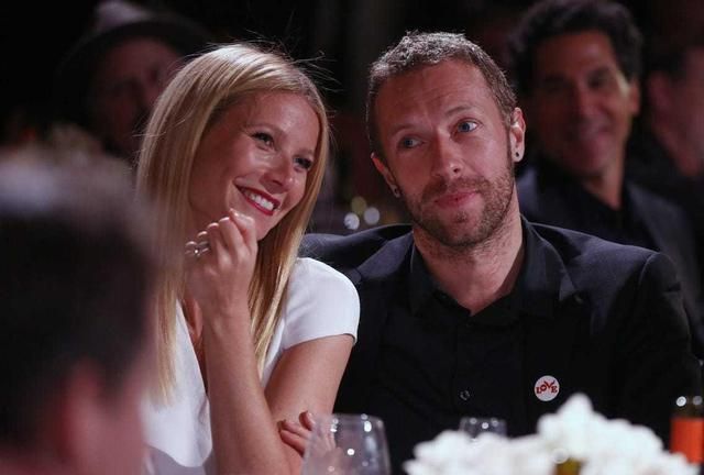 之后和酷玩乐队的主唱克里斯马汀结婚生下一双子女,两人在2014年声明