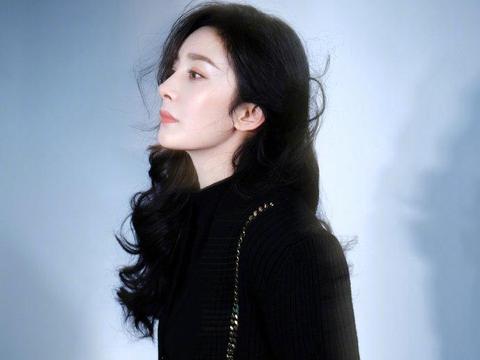 杨幂中分优雅温柔_杨幂中分优雅温柔最新消息,新闻,图片,视频_聚合