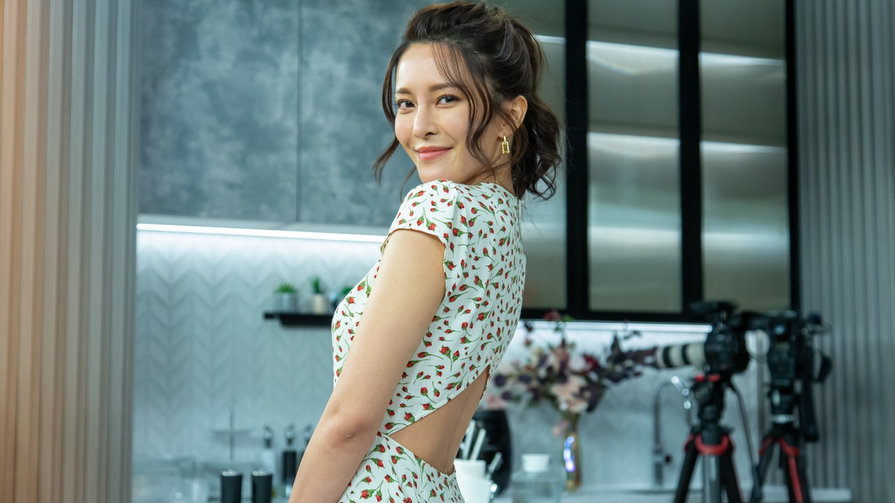 《白色强人2》将拍!张曦雯为角色试造型,向三届视帝拜师学艺