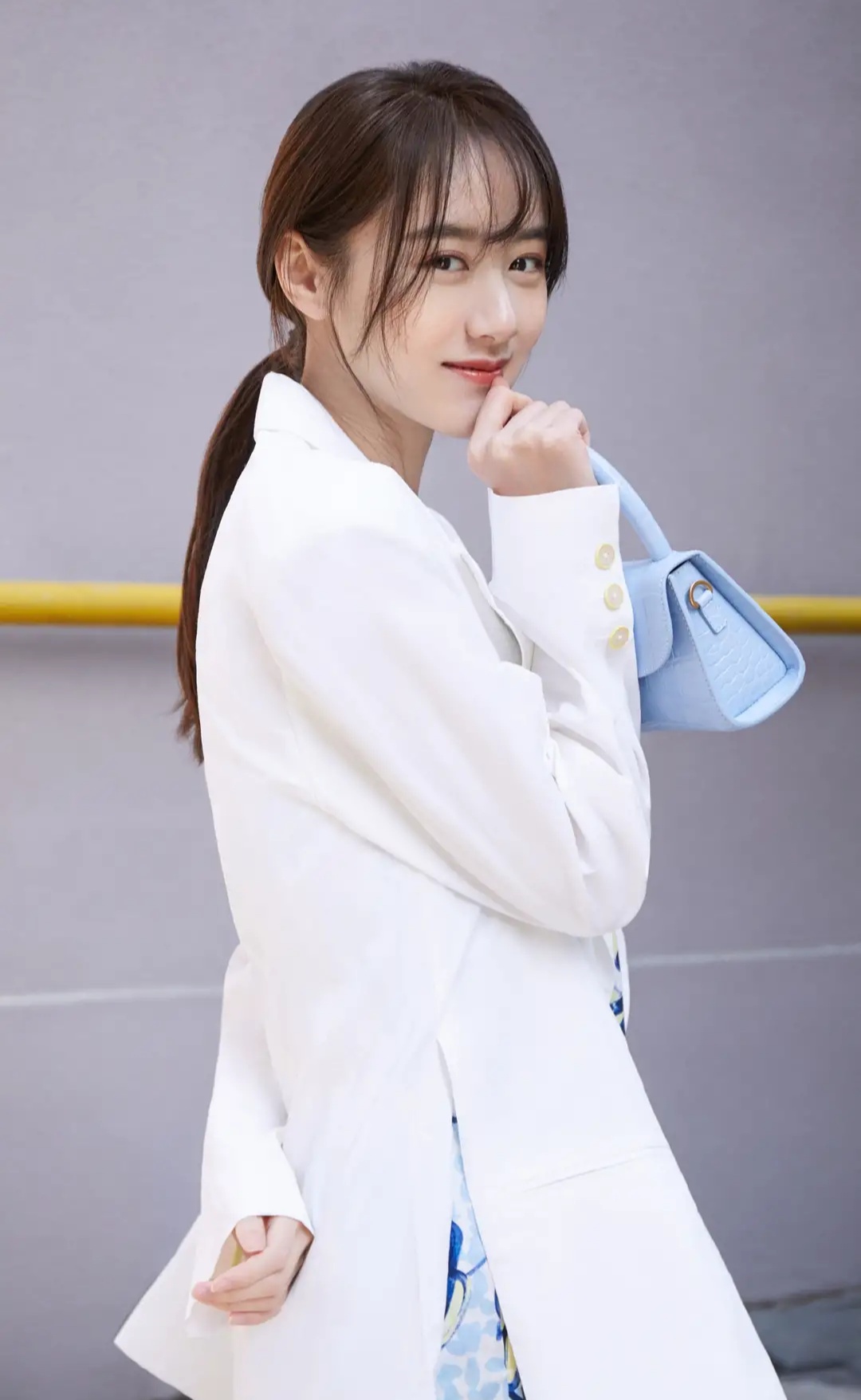 袁冰妍甜美写真合集:靓丽女孩,时尚魅力!