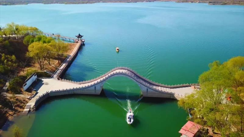 邢台临城岐山湖景区:山明水净碧如洗