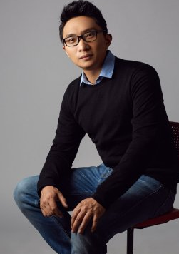 瑞幸咖啡CMO杨飞注重营销“品效合一”,掀起 “小蓝杯”风潮|流量池_新浪新闻