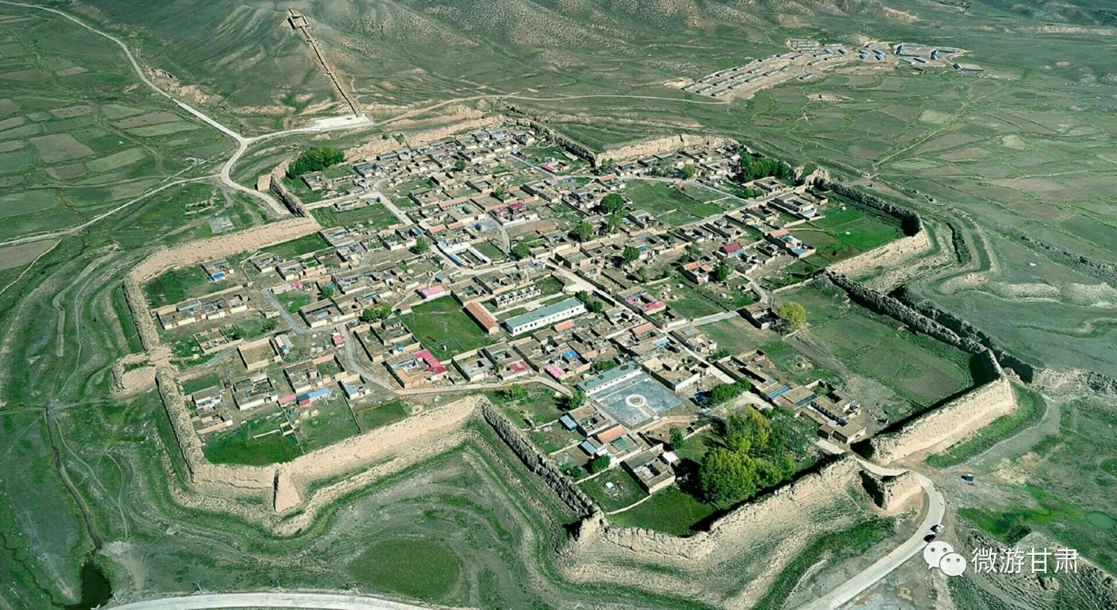 甘肃特色的古城,外观呈八角形,是我国特有的古城景观