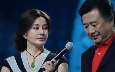 依靠自己力量还清税款,刘晓庆绝对是个传奇|刘晓庆|姜文|陈宝国_新浪