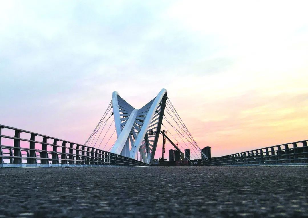 我市大型景观大桥石家河公园大桥将于年底通车