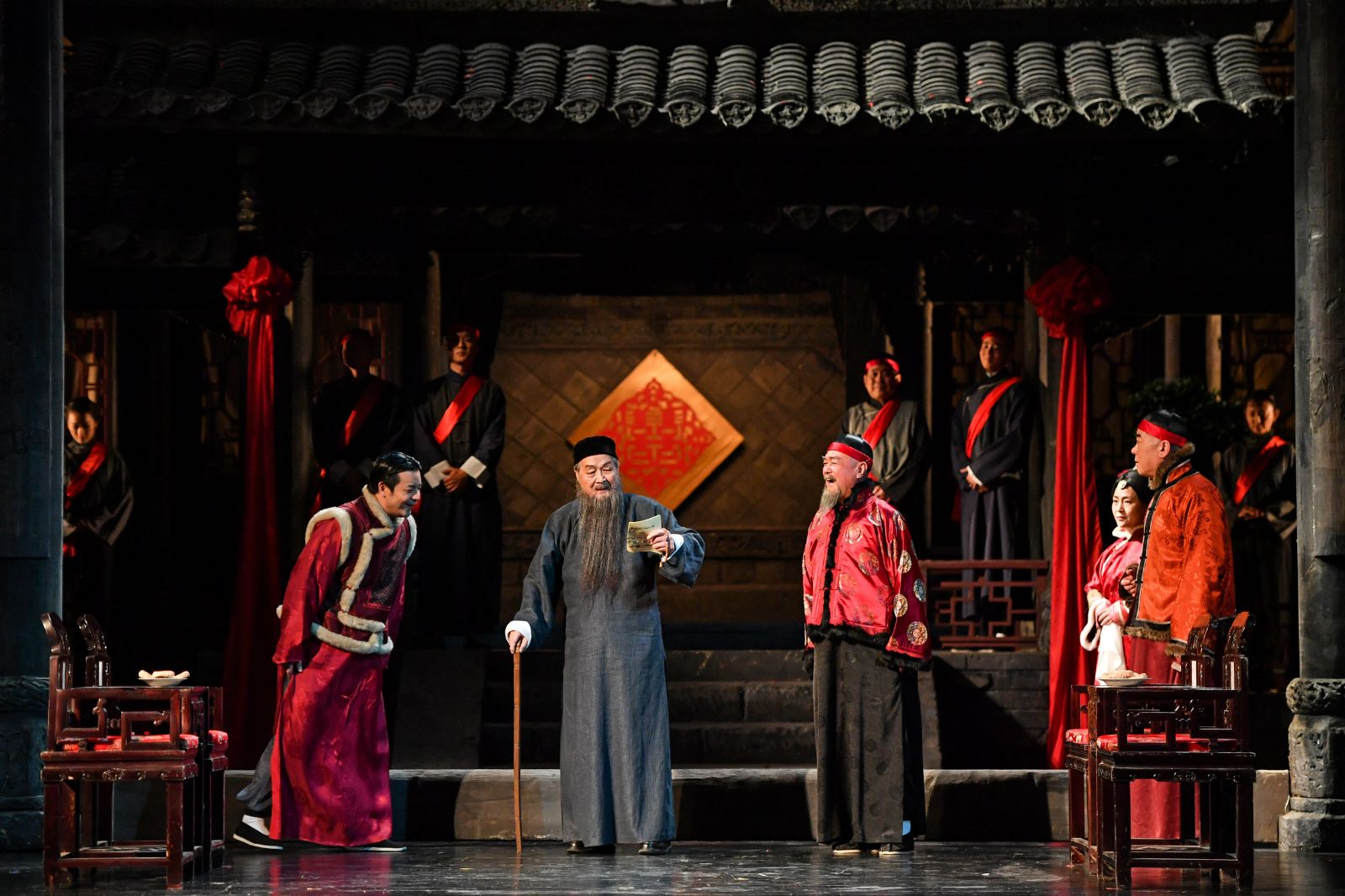 110周年系列活动之一,10月15日晚,曹禺名作话剧《家》在首都剧场上演