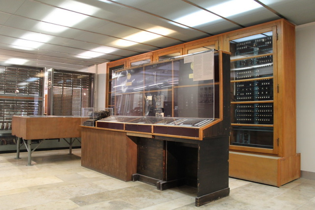 现存最古老计算机手册重见天日,比eniac要先进!