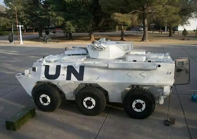 此次央视播出的我维和步兵营92b轮式步战车披挂的格栅式附加装甲,很