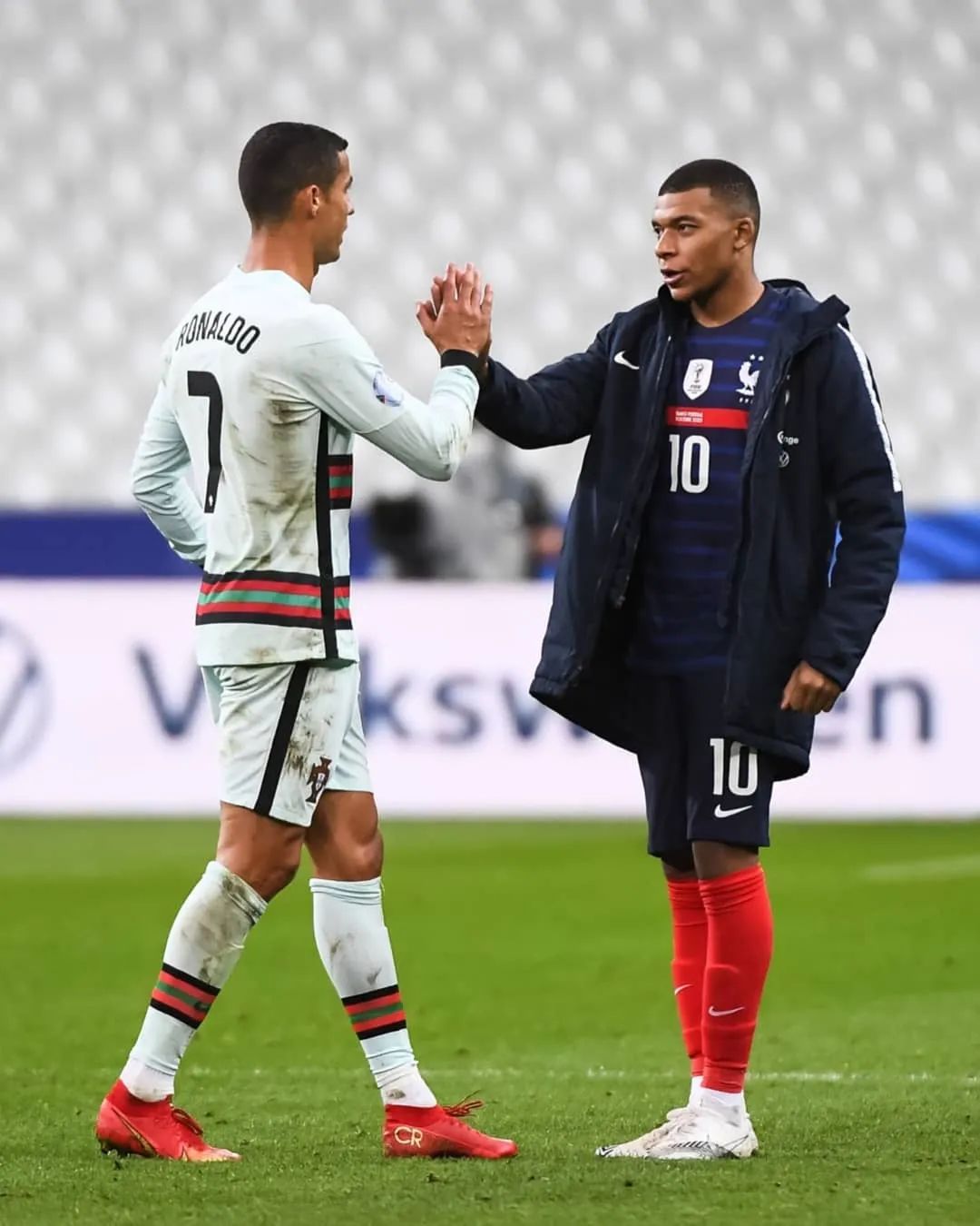 espn揭秘c罗跟姆巴佩说了啥去皇马吗我也不知道