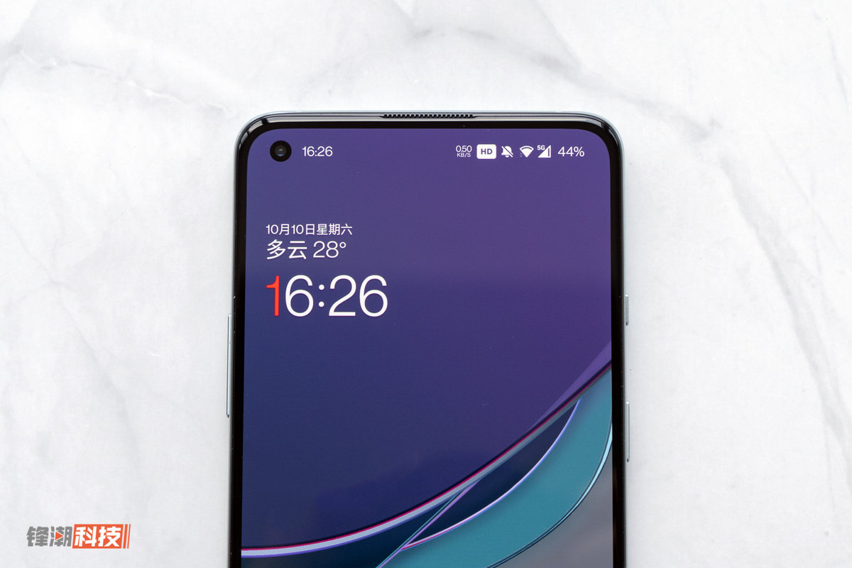 一加8t评测屏幕超旗舰引领综合体验升级