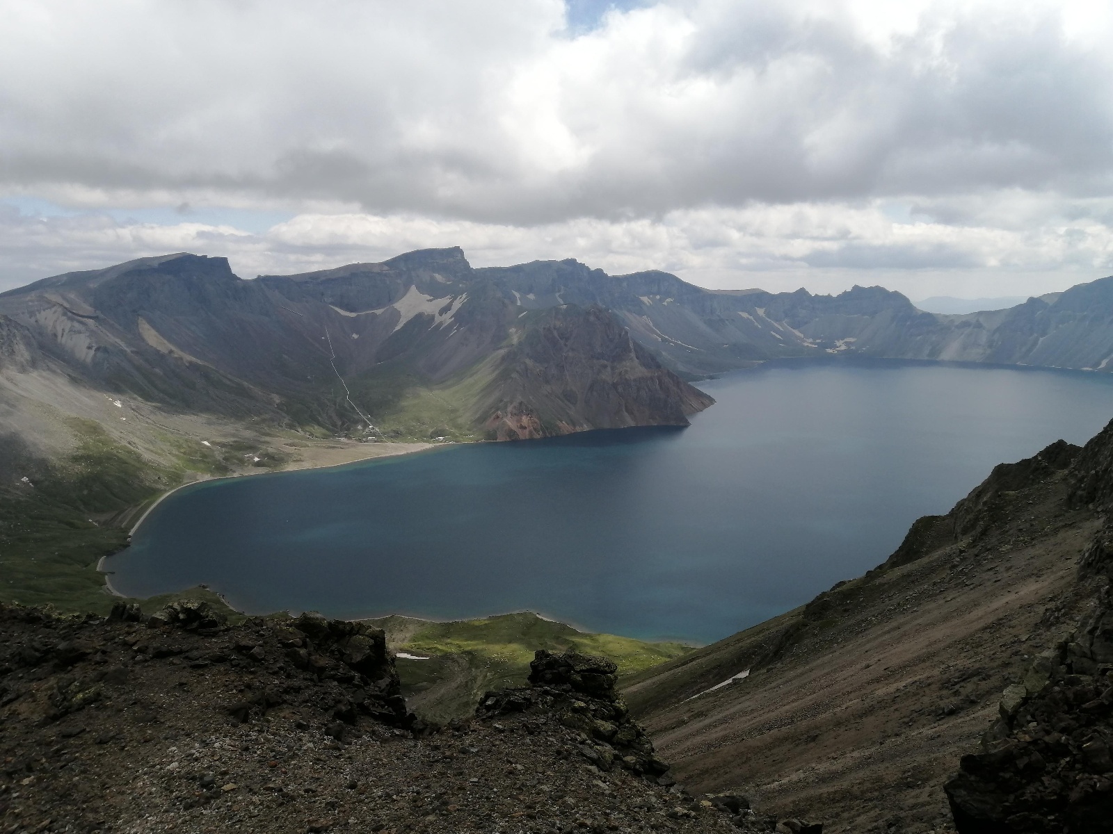 与熊为邻的长白林海巡护员|长白山_新浪新闻